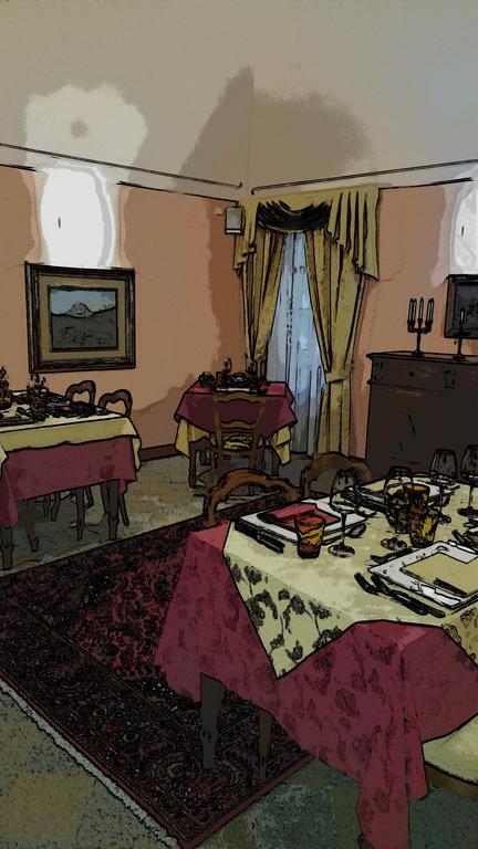 Hotel Palazzo Di Mezzo Carru Екстер'єр фото